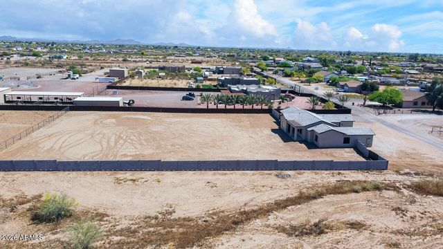 22606 W Laura Street, Wittmann, AZ 85361