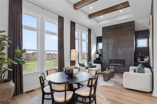 2536 Prairie Lane, Hinckley, OH 44233