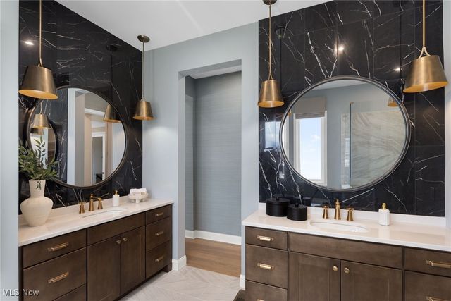 2536 Prairie Lane, Hinckley, OH 44233