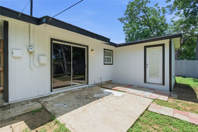 2332 Felder Lane, Fort Worth, TX 76112