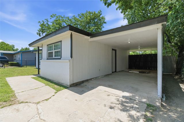 2332 Felder Lane, Fort Worth, TX 76112