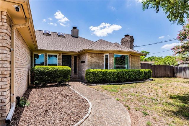 500 Buttercup CIR, Kyle, TX 78640