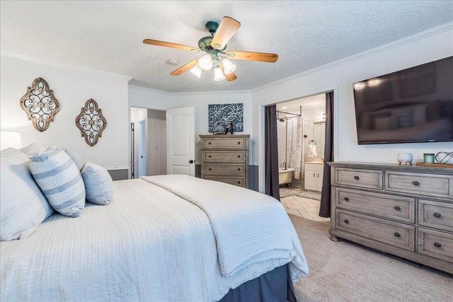 500 Buttercup CIR, Kyle, TX 78640