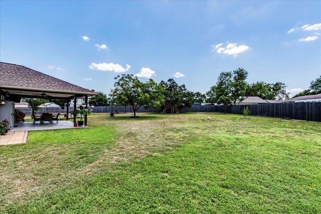 500 Buttercup CIR, Kyle, TX 78640