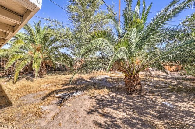 2410 Poplar Avenue, Las Vegas, NV 89101
