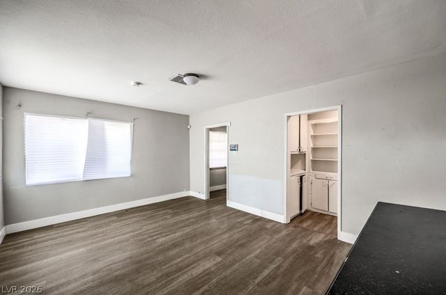 2410 Poplar Avenue, Las Vegas, NV 89101