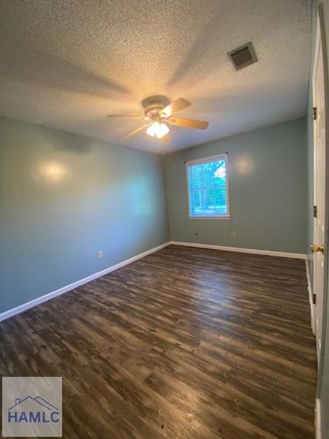 388 Whit Fraser Road NE, Hinesville, GA 31313