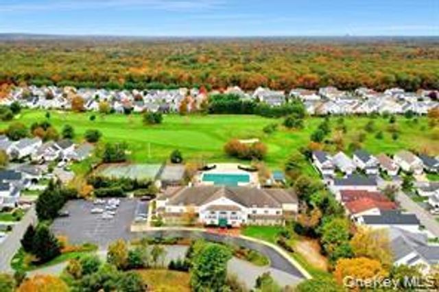 82 Kate Circle, Middle Island, NY 11953