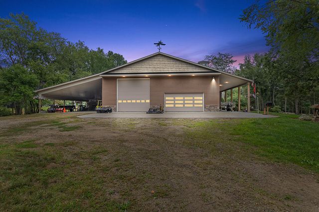 781 Hopkins Road, Lyons, MI 48851