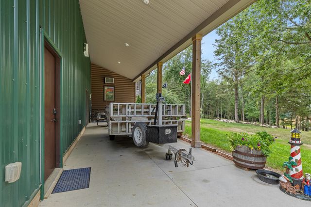 781 Hopkins Road, Lyons, MI 48851