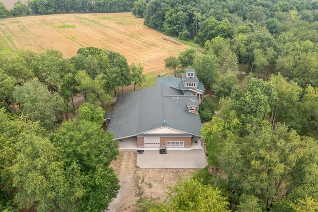 781 Hopkins Road, Lyons, MI 48851