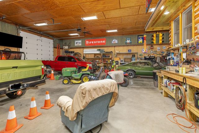 781 Hopkins Road, Lyons, MI 48851
