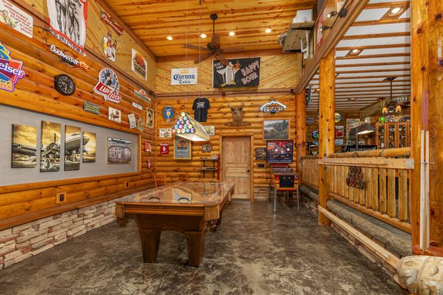 781 Hopkins Road, Lyons, MI 48851