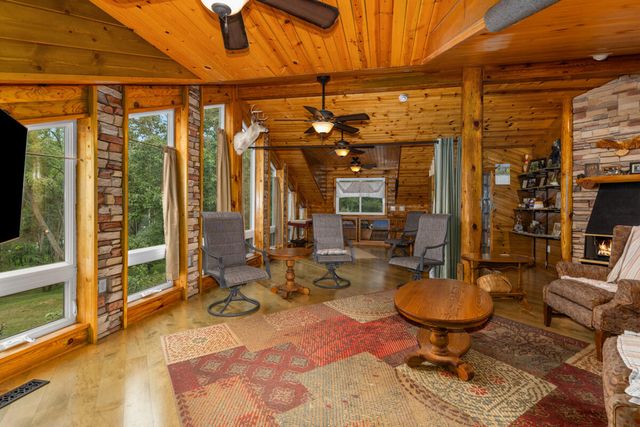 781 Hopkins Road, Lyons, MI 48851