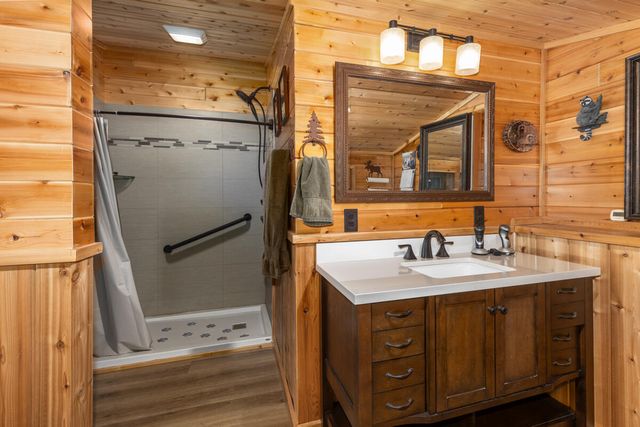 781 Hopkins Road, Lyons, MI 48851