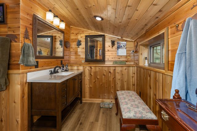 781 Hopkins Road, Lyons, MI 48851