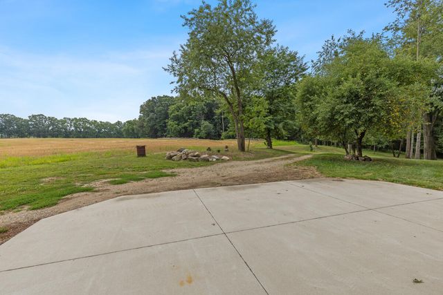 781 Hopkins Road, Lyons, MI 48851