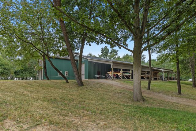 781 Hopkins Road, Lyons, MI 48851