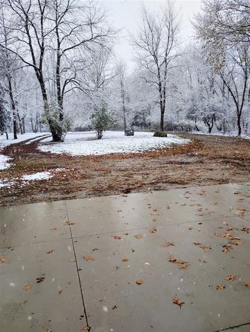 781 Hopkins Road, Lyons, MI 48851