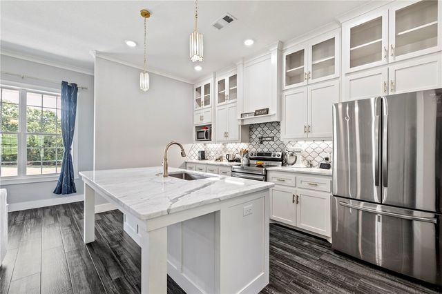 5040 Webster Branch Way, Van Buren, AR 72956