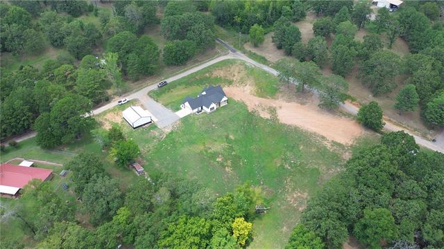 5040 Webster Branch Way, Van Buren, AR 72956