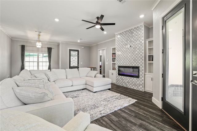 5040 Webster Branch Way, Van Buren, AR 72956