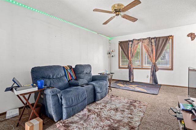 980 Jessamine Avenue E, Saint Paul, MN 55106