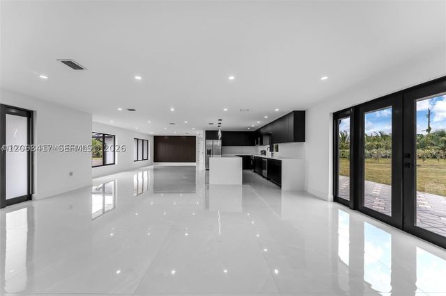 29855 SW 208th Ave, Homestead, FL 33030