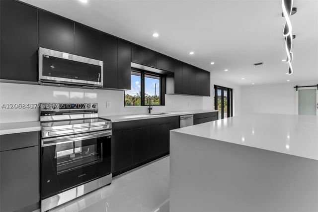 29855 SW 208th Ave, Homestead, FL 33030