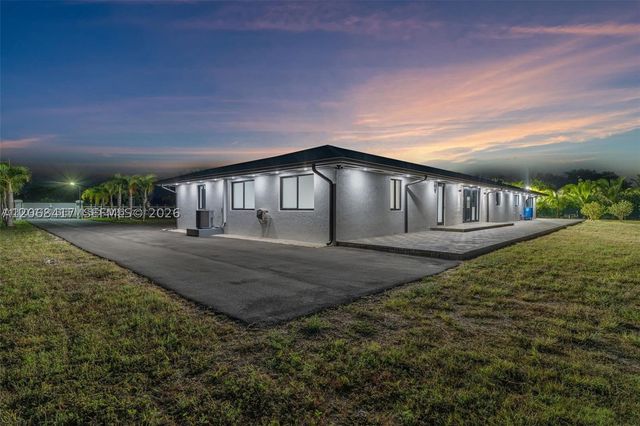 29855 SW 208th Ave, Homestead, FL 33030