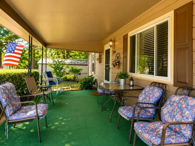 2070 County Road 3830, Quinlan, TX 75474