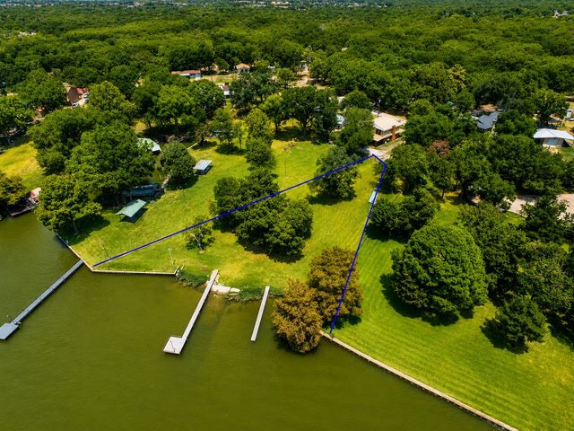 2070 County Road 3830, Quinlan, TX 75474