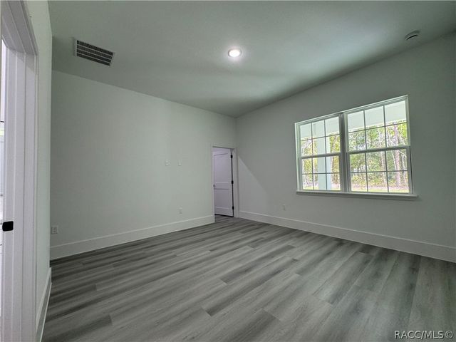 10099 N Carib Way, Citrus Springs, FL 34434