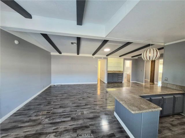 19009 S Laurel Park 328, Rancho Dominguez, CA 90220