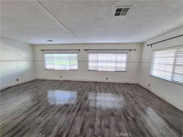 19009 S Laurel Park 328, Rancho Dominguez, CA 90220