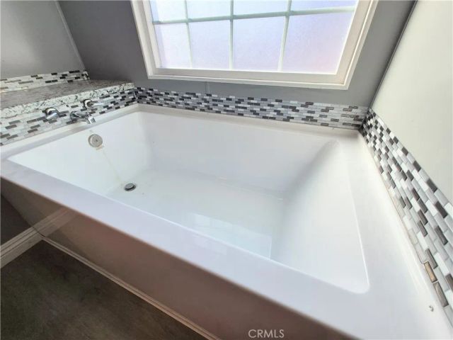 19009 S Laurel Park 328, Rancho Dominguez, CA 90220