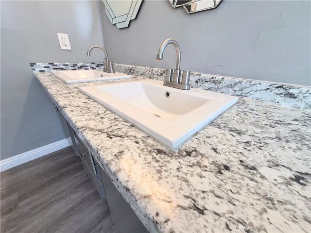 19009 S Laurel Park 328, Rancho Dominguez, CA 90220