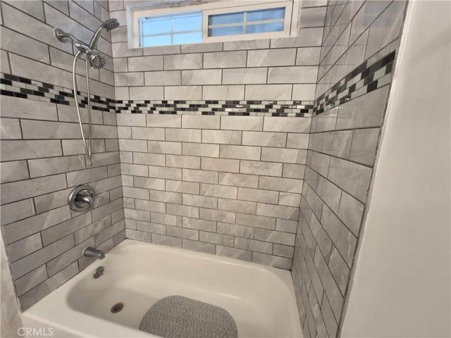 19009 S Laurel Park 328, Rancho Dominguez, CA 90220