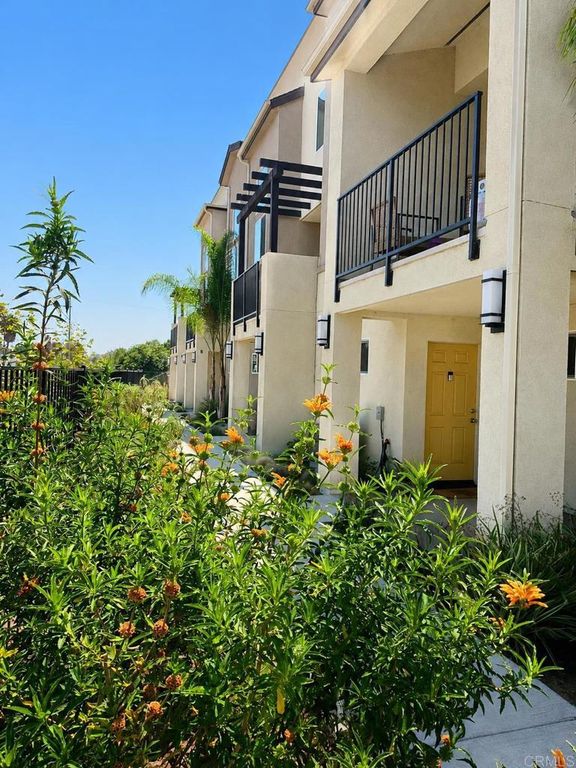 438 Creekside Circle, San Diego, CA 92114 — exterior