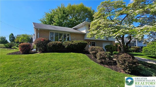 1605 Lois Lane, Bethlehem City, PA 18018