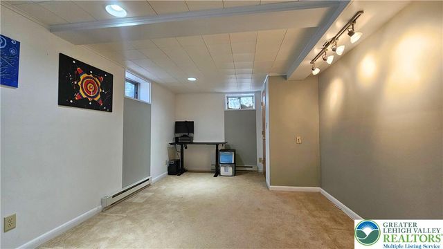 1605 Lois Lane, Bethlehem City, PA 18018