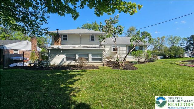 1605 Lois Lane, Bethlehem City, PA 18018