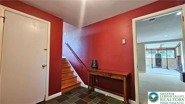 1605 Lois Lane, Bethlehem City, PA 18018