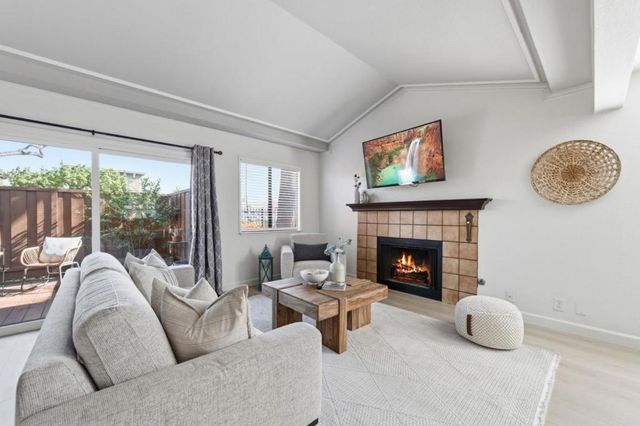 6023 Joaquin Murieta Avenue A, Newark, CA 94560