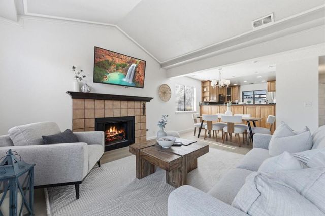 6023 Joaquin Murieta Avenue A, Newark, CA 94560