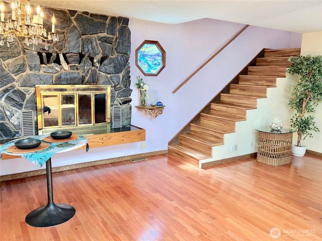 603 Shelter Bay Drive, La Conner, WA 98257
