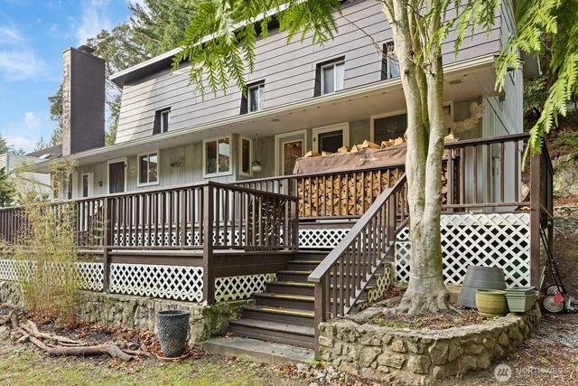 603 Shelter Bay Drive, La Conner, WA 98257