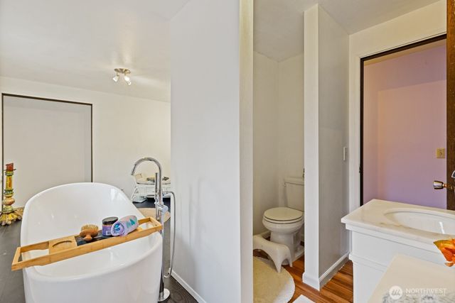 603 Shelter Bay Drive, La Conner, WA 98257