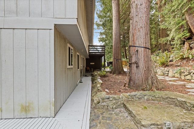 603 Shelter Bay Drive, La Conner, WA 98257