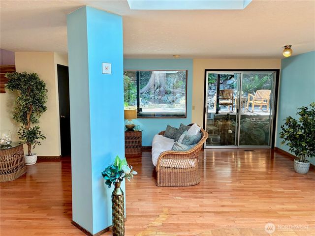 603 Shelter Bay Drive, La Conner, WA 98257